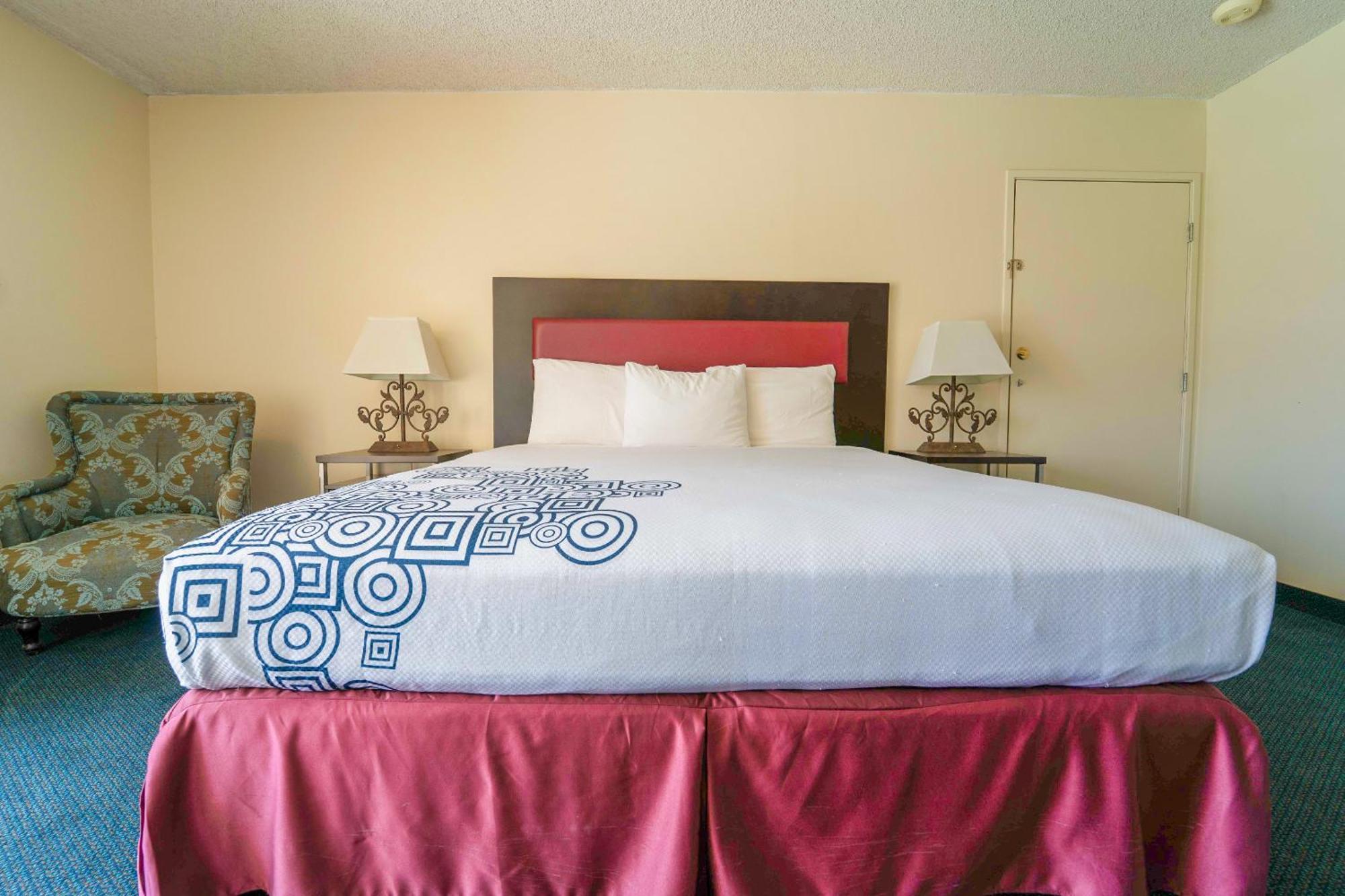 Royal Plaza Inn Indio Extérieur photo