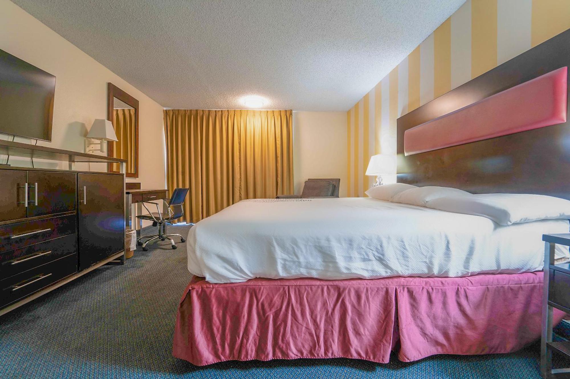 Royal Plaza Inn Indio Extérieur photo