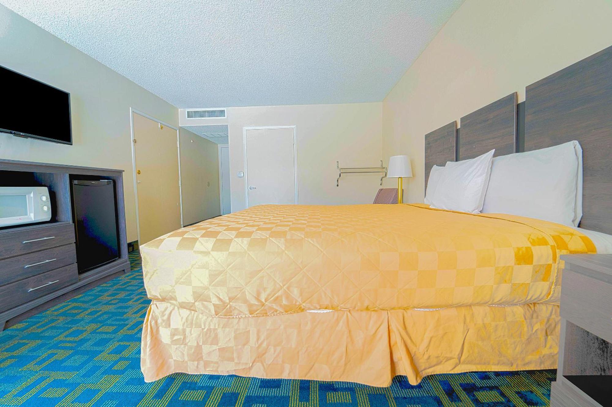Royal Plaza Inn Indio Extérieur photo