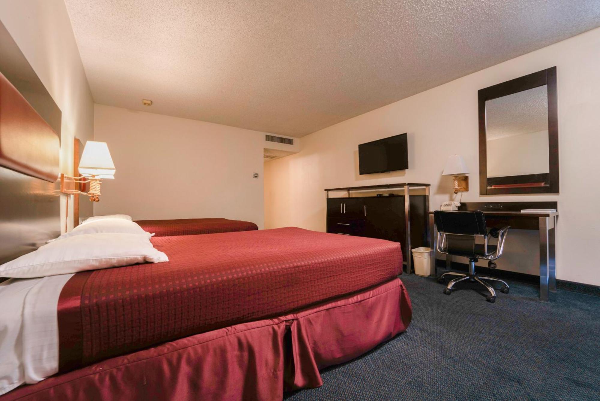 Royal Plaza Inn Indio Extérieur photo